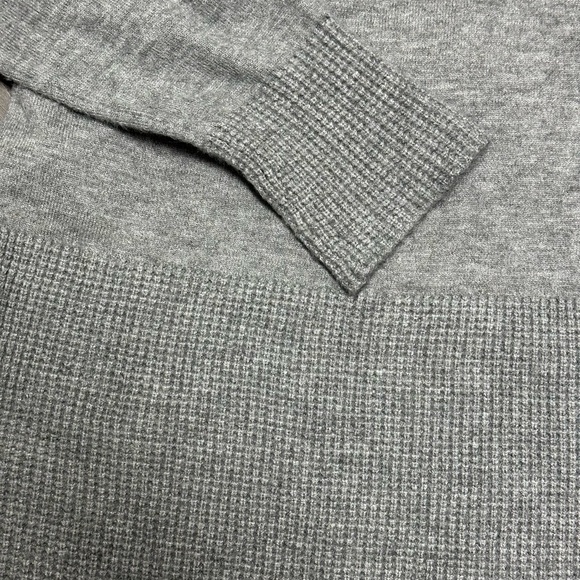 Cyrus Cowl-neck gray sweater size M - Picture 5 of 5